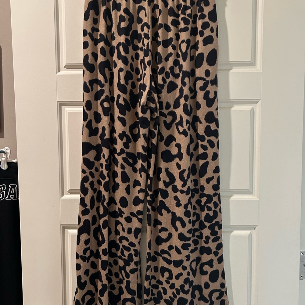 Leopard Print Wide-Leg Pants